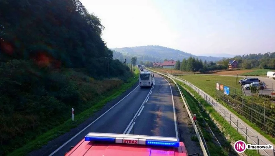 Pożar autobusu i plama oleju na DK28 - zdjęcie 1