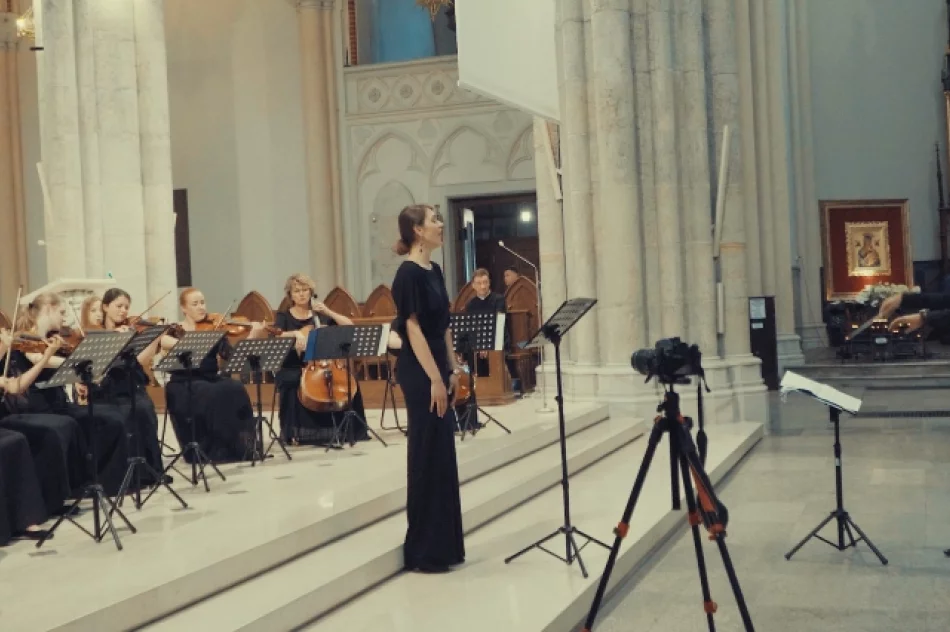 W tymczasowej lokalizacji artyści nie próżnowali - zdjęcie 8