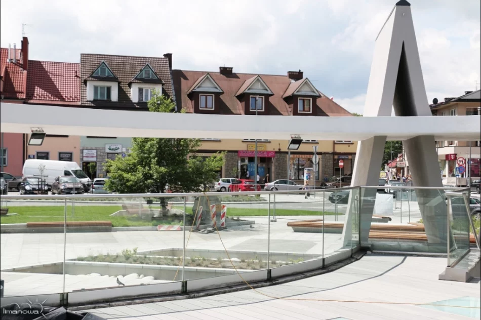 Nowy wygląd buzodromu. Zamontowano windę i udostępniono taras - zdjęcie 14