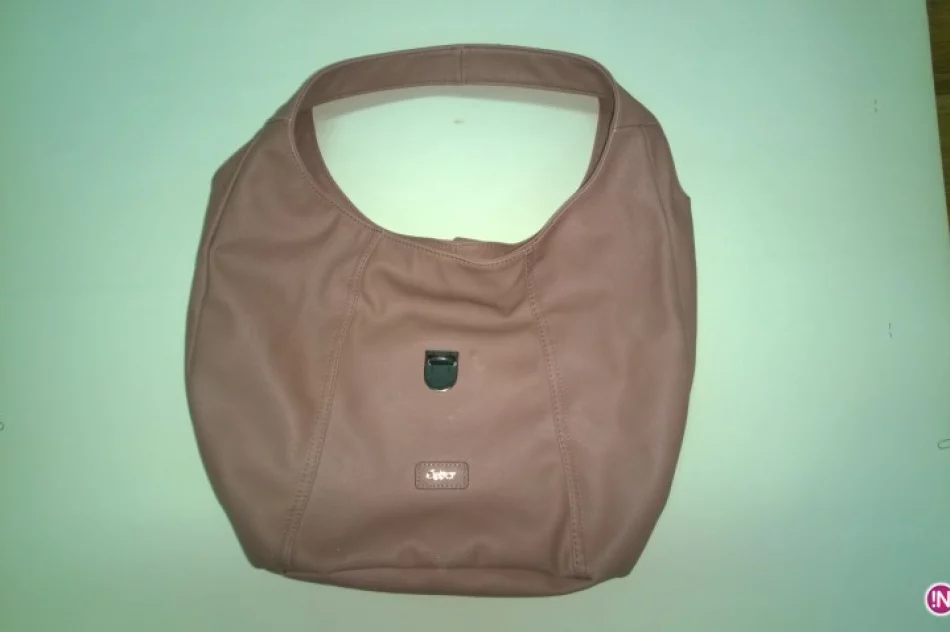 Zamiast uzdrawiać okradała starszych ludzi - zdjęcie 2