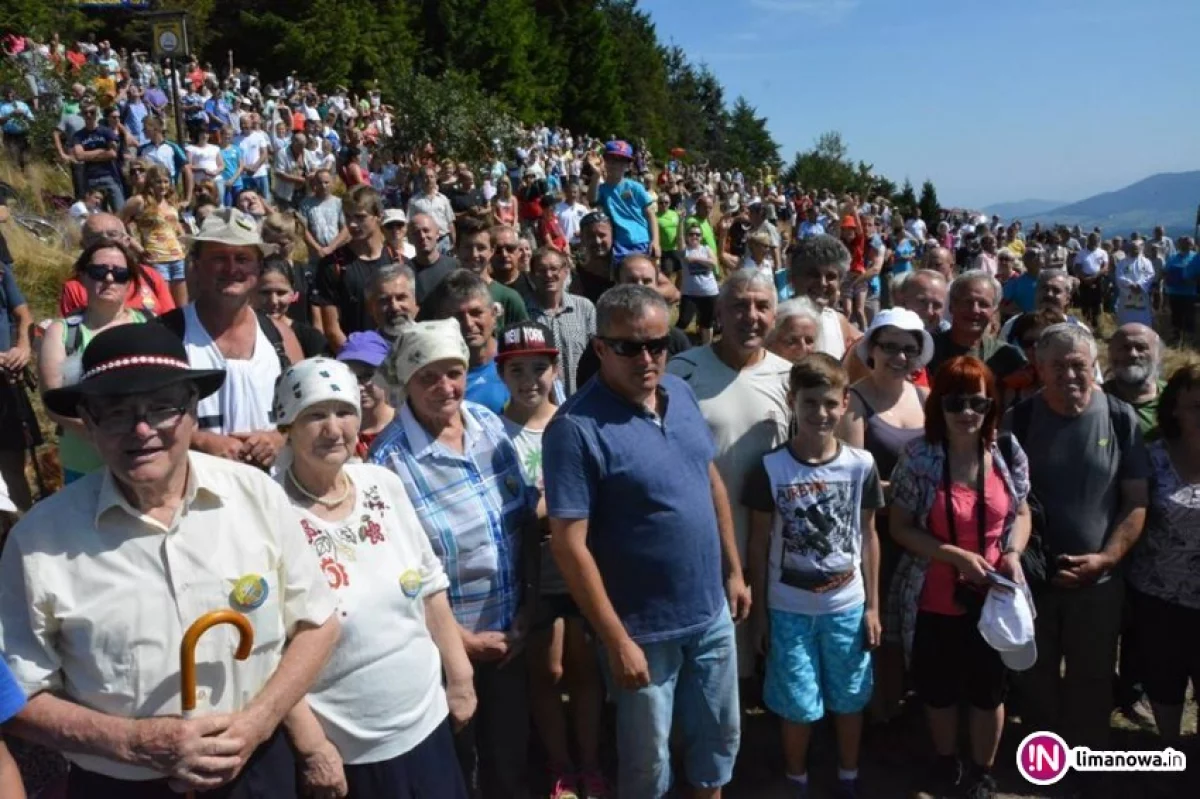 12,5 tys. turystów zdobyło 16 szczytów Beskidu Wyspowego