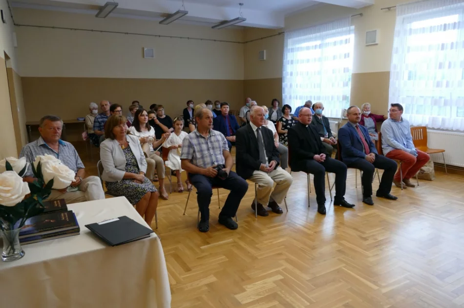 „Publikacja hołdem pamięci naszego pokolenia względem św. Jana Pawła II”  - zdjęcie 3