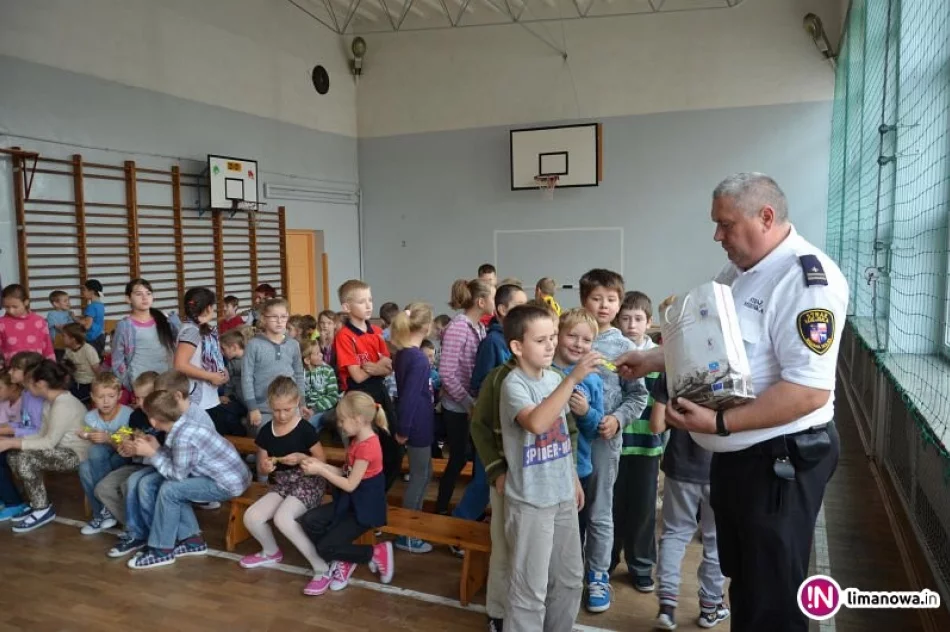 Uczniowie bezpieczni w drodze do szkoły - zdjęcie 3