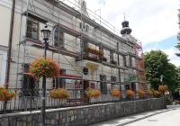 Rozpoczął się remont zabytkowego urzędu gminy - zdjęcie główne