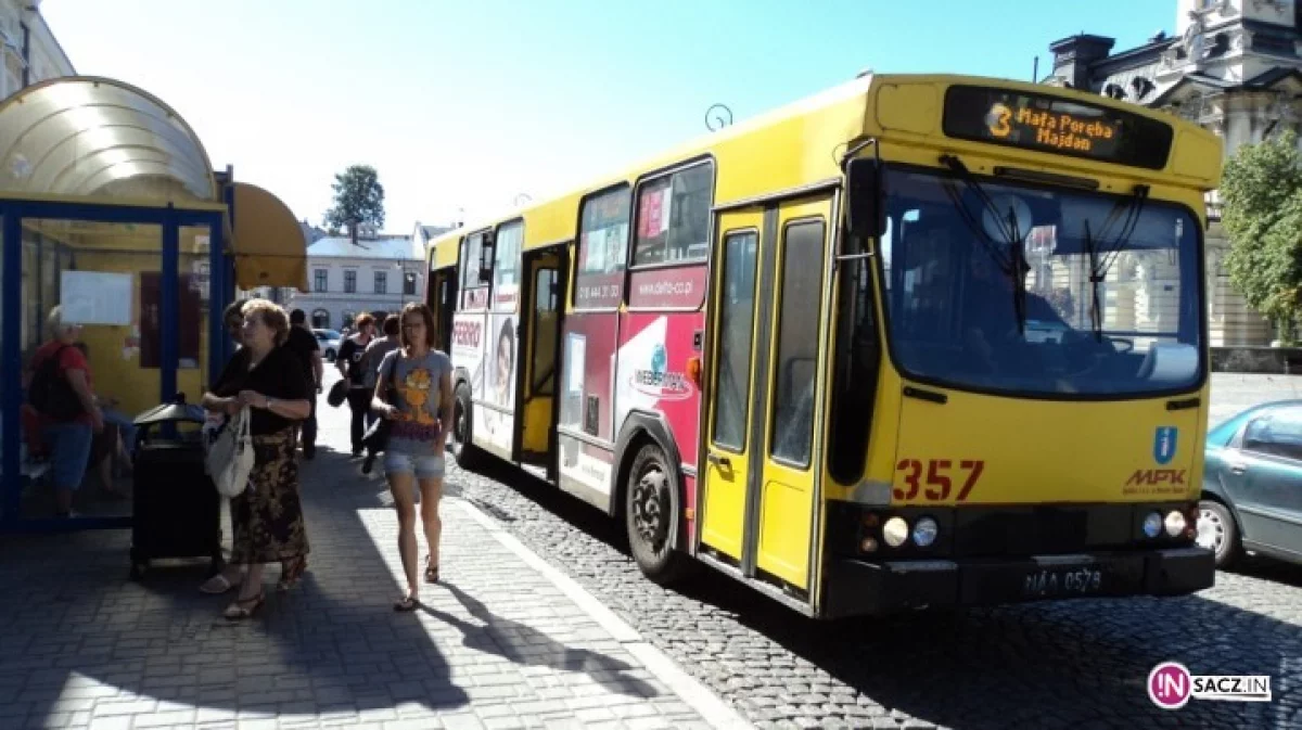 Uczniowie 'dwudziestki' nie mogą zdążyć na autobus