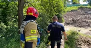 43-latek, którego wydobyto z wody, przeżył zdarzenie. Policja wyjaśnia okoliczności  - zdjęcie 5
