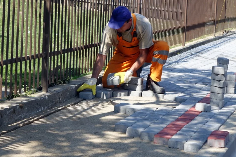 Powiat: budują się drogi za osiem milionów - zdjęcie 3