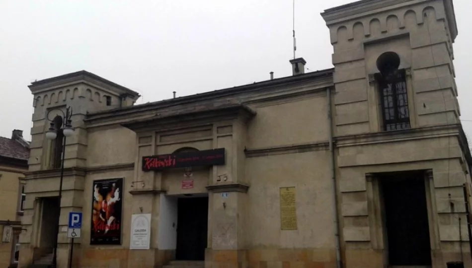 Galeria Dawna Synagoga oddała klucze Gminie Żydowskiej - zdjęcie 1