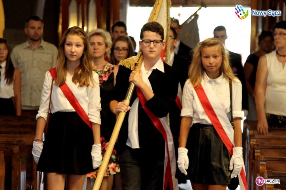 Miejska inauguracja roku szkolnego w Gimnazjum nr 11 - zdjęcie 2