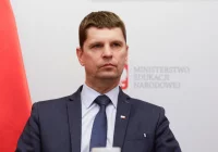 Resort pracuje nad nowymi przepisami przed rozpoczęciem roku szkolnego - zdjęcie główne