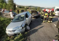 W Ptaszkowej zderzyło  się kilka samochodów osobowych! - zdjęcie główne