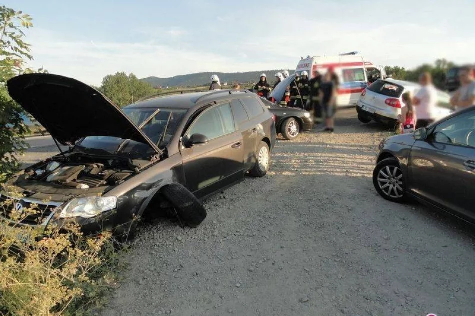 W Ptaszkowej zderzyło  się kilka samochodów osobowych! - zdjęcie 2