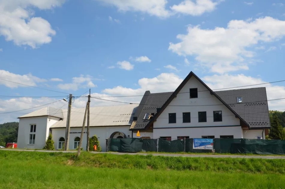 Prace przeniosły się do wnętrza obiektu - zdjęcie 12