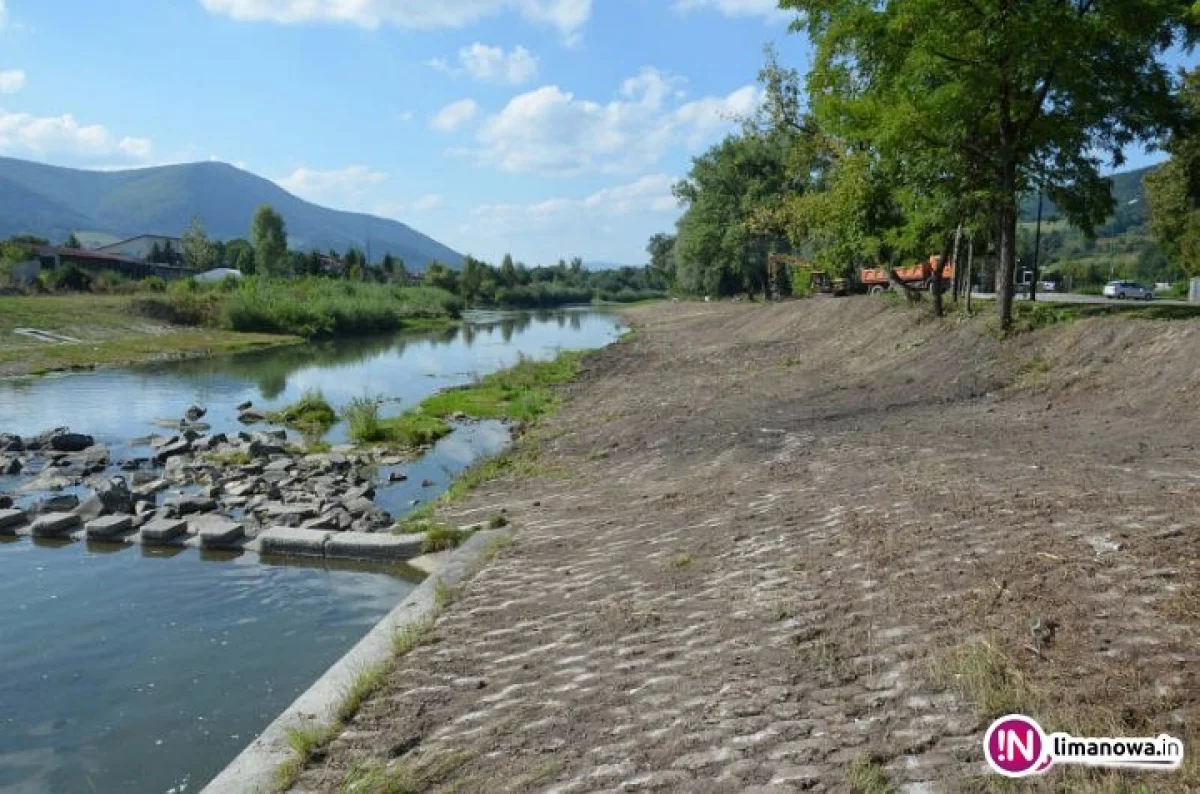 Matka i konkubent trzeźwieją w aresztach, babcia i dzieci zabrane przez krewnych