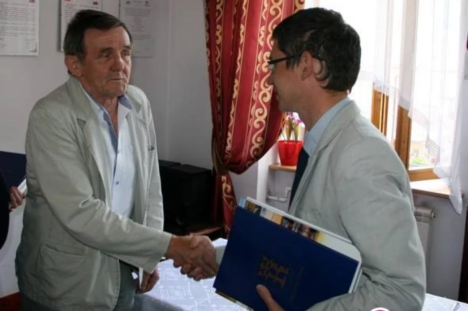 Pożegnali pracowników odchodzących na emeryturę - zdjęcie 3