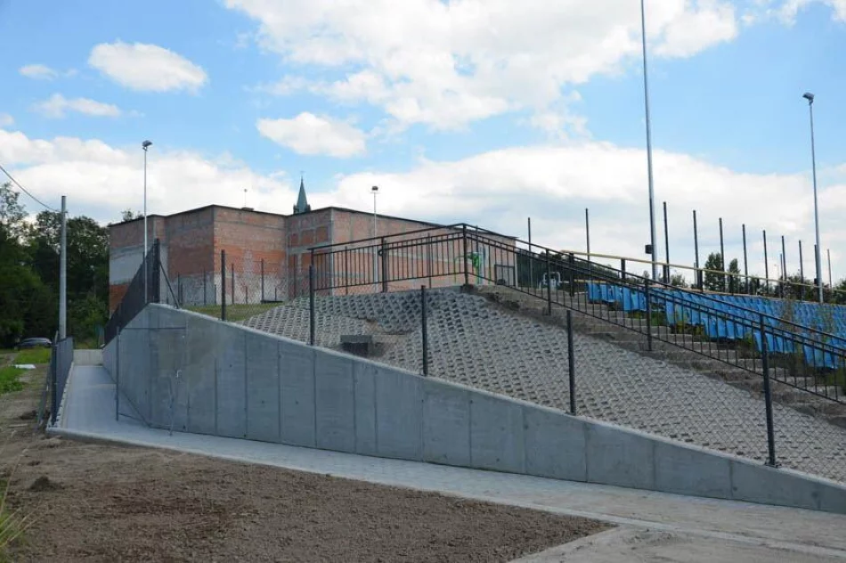 Stadion nadal placem budowy - zdjęcie 8