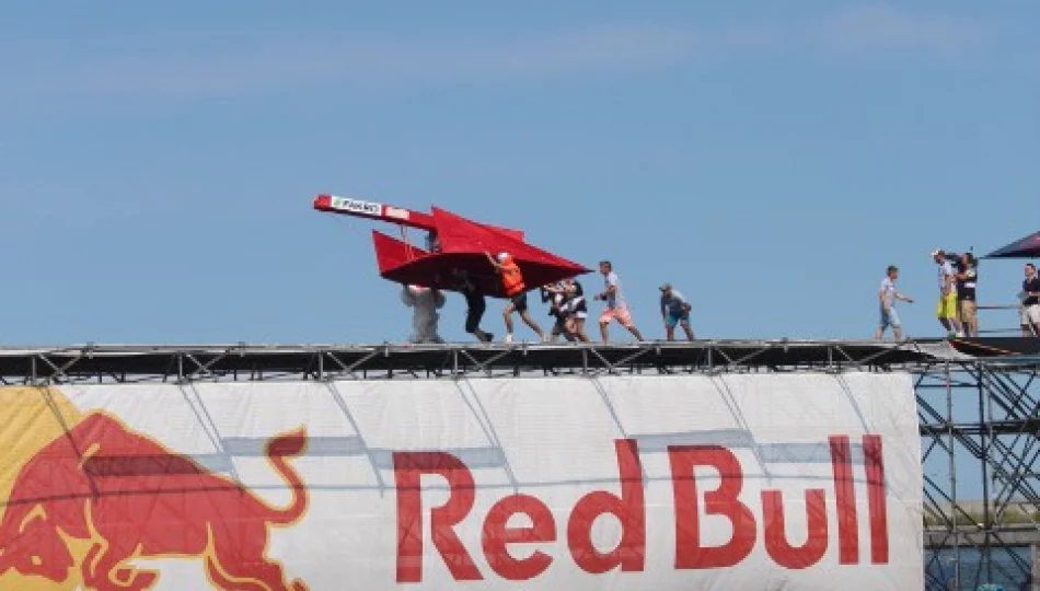 Sądecka drużyna wystartowała w lotach Red Bull - zdjęcie 1