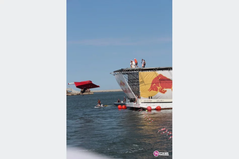 Sądecka drużyna wystartowała w lotach Red Bull - zdjęcie 3