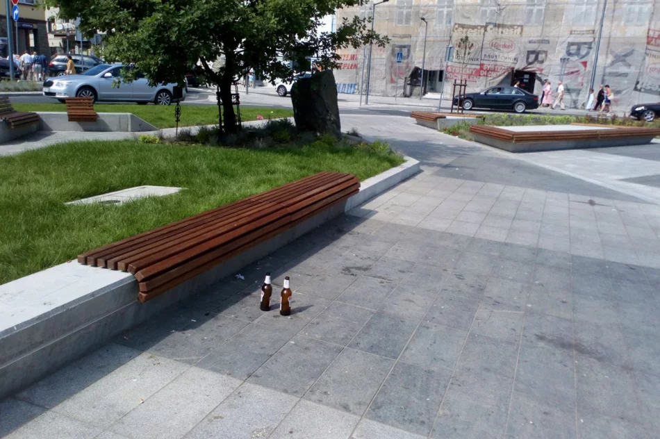 Rynek jak śmietnisko - zdjęcie 3