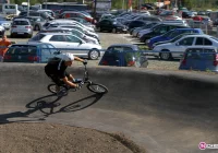 Wielokrotny mistrz Polski w BMX racing testuje pumptrack! - zdjęcie główne