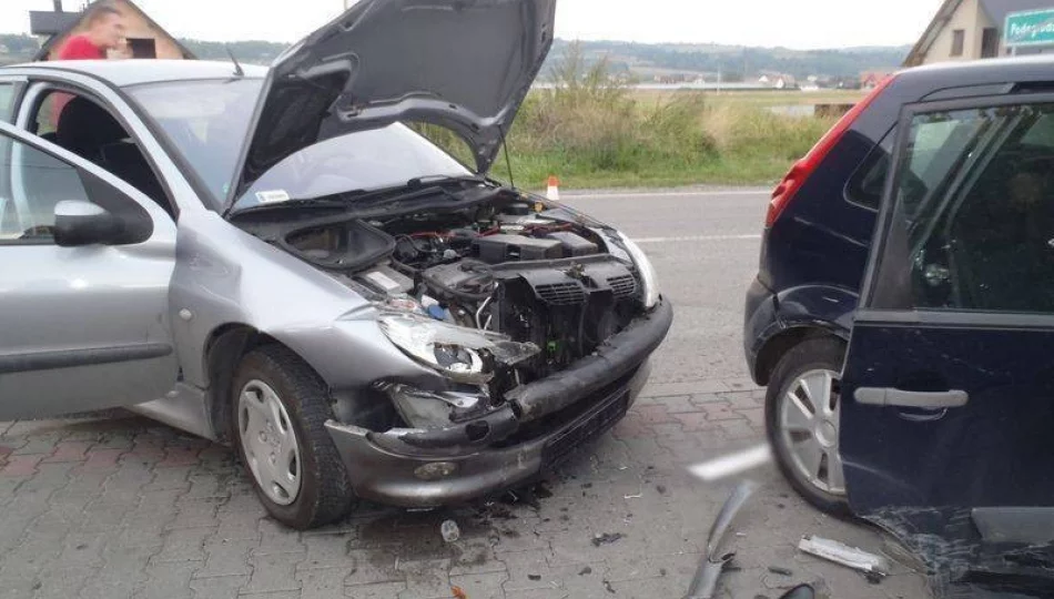 Czarny wtorek na drogach - cztery osoby ranne, pięć uszkodzonych aut - zdjęcie 1