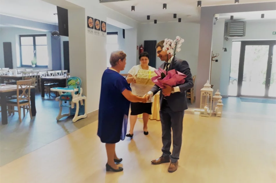 Po 37 latach pracy w urzędzie odeszła na emeryturę - zdjęcie 2