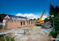 Przebudowa i rozbudowa, to wg powiatu 'realizacja nowej zabudowy'. PINB się wyłączył - zdjęcie główne