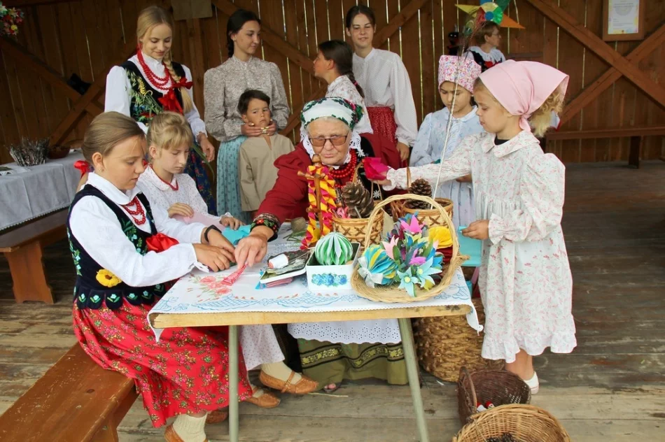 Warsztaty poświęcone obrzędowości limanowskich Lachów - zdjęcie 18