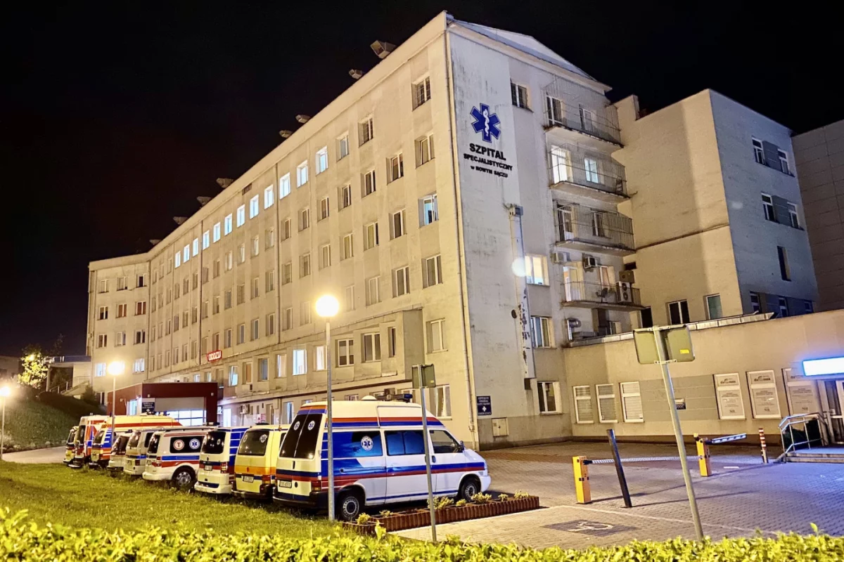 W związku z COVID-19 szpital w Nowym Sączu zawiesza zabiegi i przyjęcia planowe