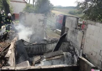 Jelna: pożar budynku gospodarczego - zdjęcie główne