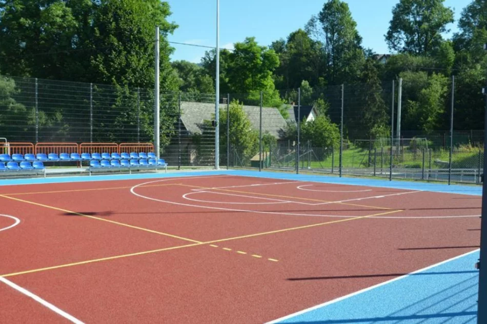 Powstał lekkoatletyczny kompleks - prace dobiegają końca - zdjęcie 7