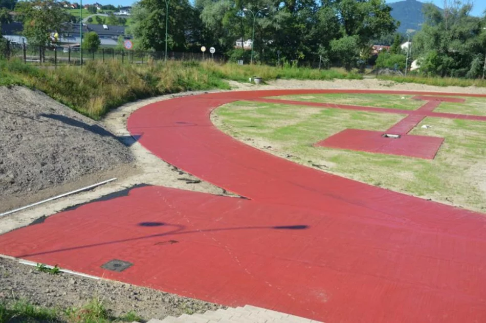 Powstał lekkoatletyczny kompleks - prace dobiegają końca - zdjęcie 10
