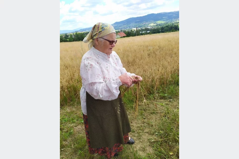 "Wokół chleba" - powrót do przeszłości z Czerwonymi Koralami z Pisarzowej - zdjęcie 9