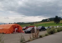 Zakażone 24 osoby z wesela. Wśród nich członkowie zespołu, który przed kwarantanną grał na jeszcze jednym przyjęciu - zdjęcie główne