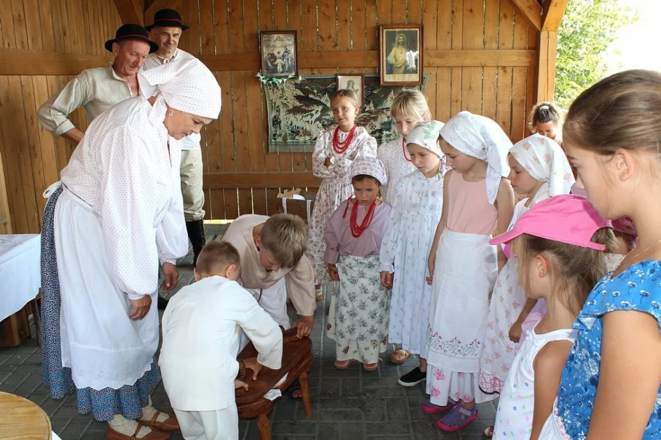 "Wokół chleba" - część druga Warsztatów Artystycznych "Czerwone Korale" - zdjęcie 3