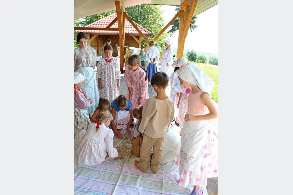 "Wokół chleba" - część druga Warsztatów Artystycznych "Czerwone Korale" - zdjęcie 15