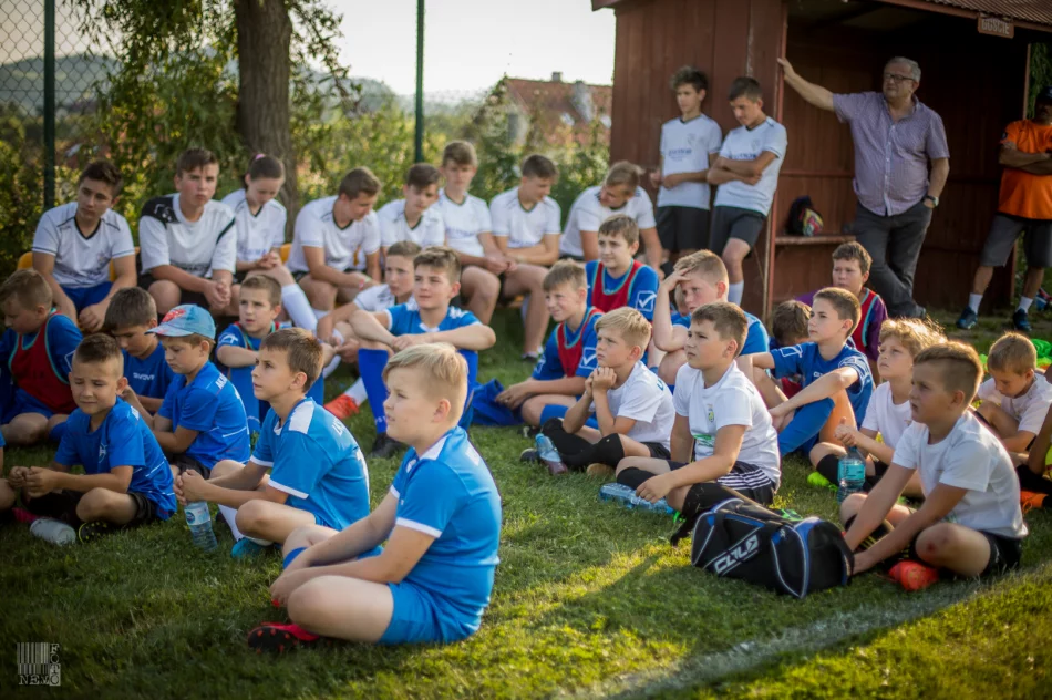 Jerzy Engel na treningu w LKS Rupniów - zdjęcie 18