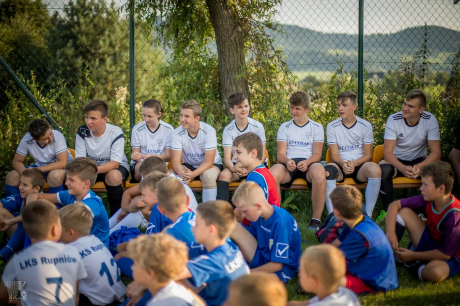 Jerzy Engel na treningu w LKS Rupniów - zdjęcie 19