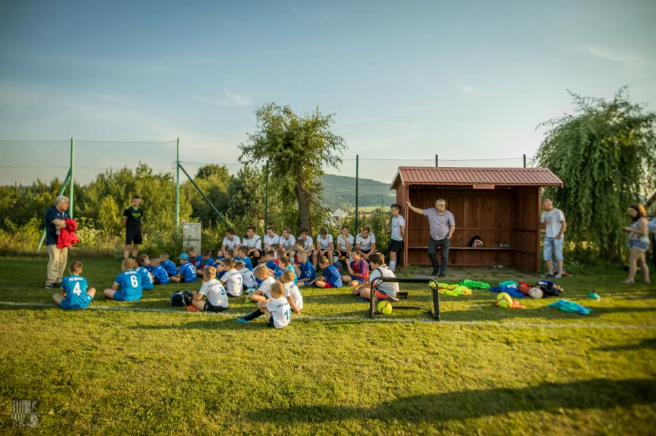 Jerzy Engel na treningu w LKS Rupniów - zdjęcie 20