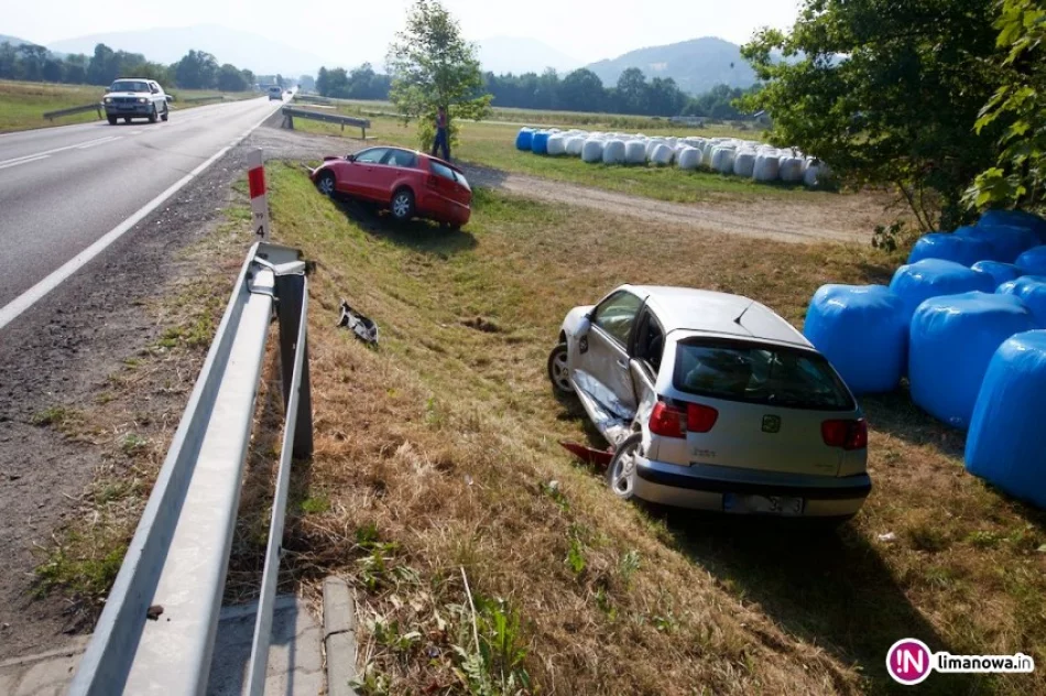 Zderzenie samochodów na DK28 - zdjęcie 3