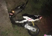 Pijany wtargnął pod motorower. Tłumaczył, że chciał pomóc potrąconemu psu - zdjęcie główne