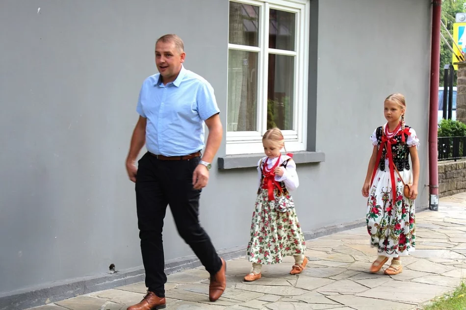 Projekt "Czerwonych Korali"  - "Wszystko w twoich rękach" święto Matki Boskiej Zielnej - zdjęcie 13