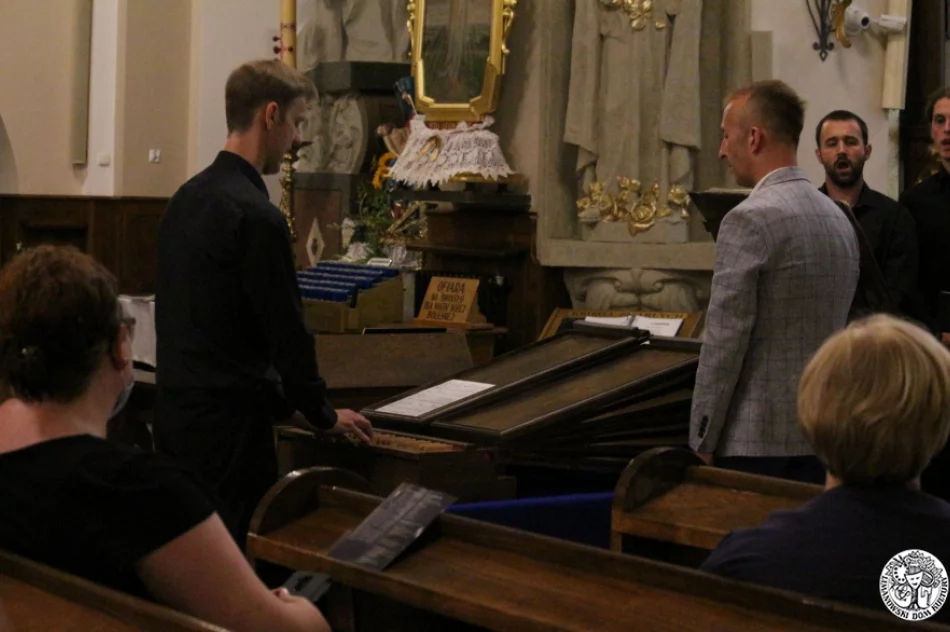 Mistyczny wieczór z muzyką w bazylice - zdjęcie 7