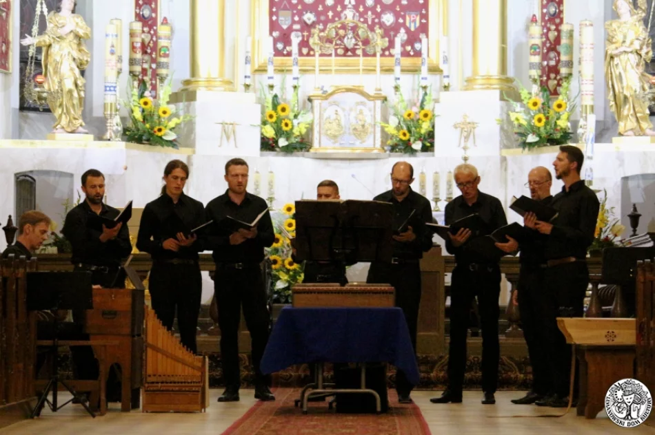 Mistyczny wieczór z muzyką w bazylice - zdjęcie 9