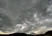 Meteorolodzy ostrzegają przed burzami z gradem - zdjęcie główne