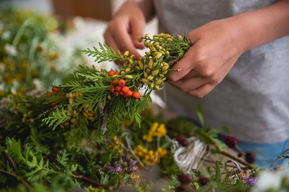 Zielarskie warsztaty w Pisarzowej w ramach Otwartej Pracowni na Szlaku Rzemiosła - zdjęcie 11