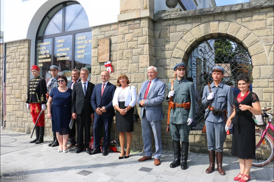 HISTORYCZNA TABLICA POWRÓCIŁA NA SWOJE PIERWOTNE MIEJSCE - zdjęcie 17