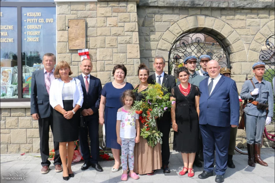 Historyczna tablica po latach wróciła na swoje miejsce - zdjęcie 4