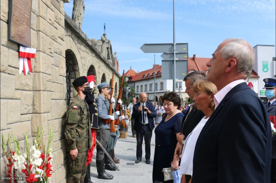 Historyczna tablica po latach wróciła na swoje miejsce - zdjęcie 14