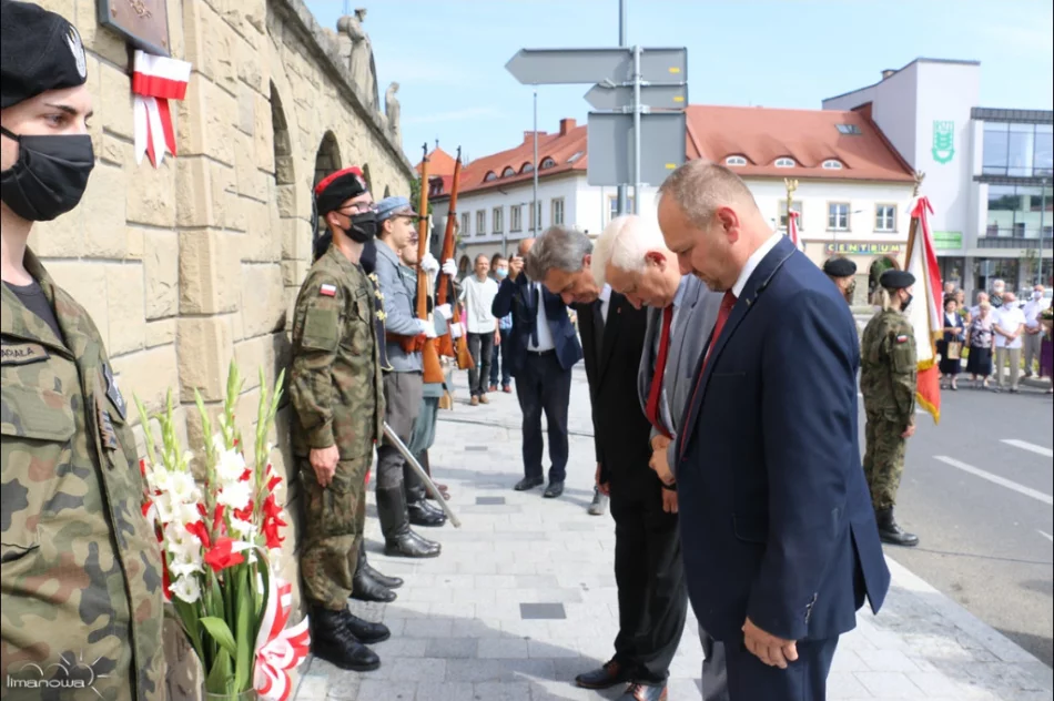 Historyczna tablica po latach wróciła na swoje miejsce - zdjęcie 15
